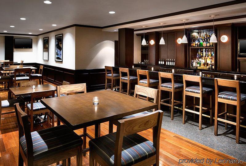 Hotel Four Points By Sheraton Richmond Airport 3*